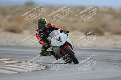 media/Sep-21-2025-Race Pace (Sun) [[98bf33ef95]]/Non Verified/5-Turn 16 (11am)/